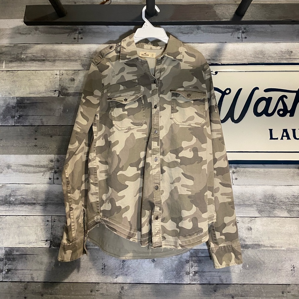 Camouflage Button Up